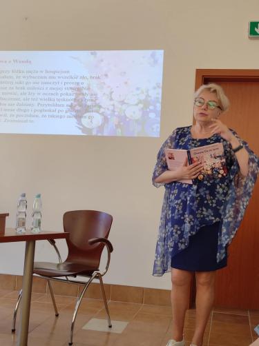 Autorka książki pani Magdalena Fabczak
