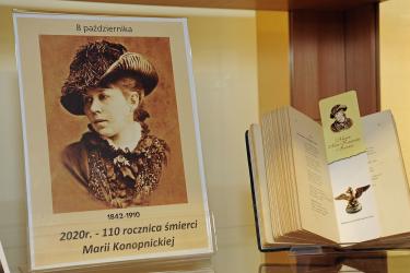 Wystawa zbiorów Pedagogicznej Biblioteki Wojewódzkiej w Krośnie