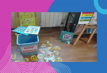 Uczniowie z I klasy Szkoły Podstawowej nr 2 w Ustrzykach Dolnych podczas zajęć
