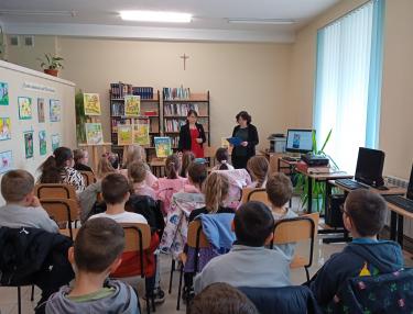 Uczestnicy spotkania - uczniowie klasy drugiej Szkoły Podstawowej Nr 1 w Brzozowie