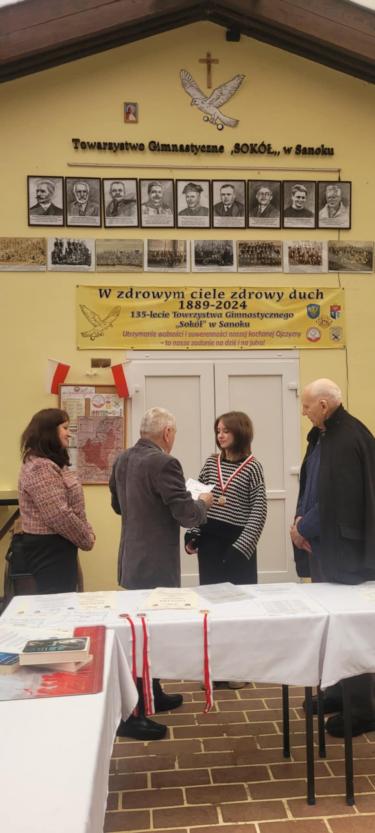 Uroczyste wręczenie nagród i pamiątkowych dyplomów